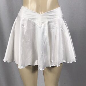 Zuliana V-Waist Size 2X Off White V-Waist Ruffle Skirt With Lettuce Trim. New